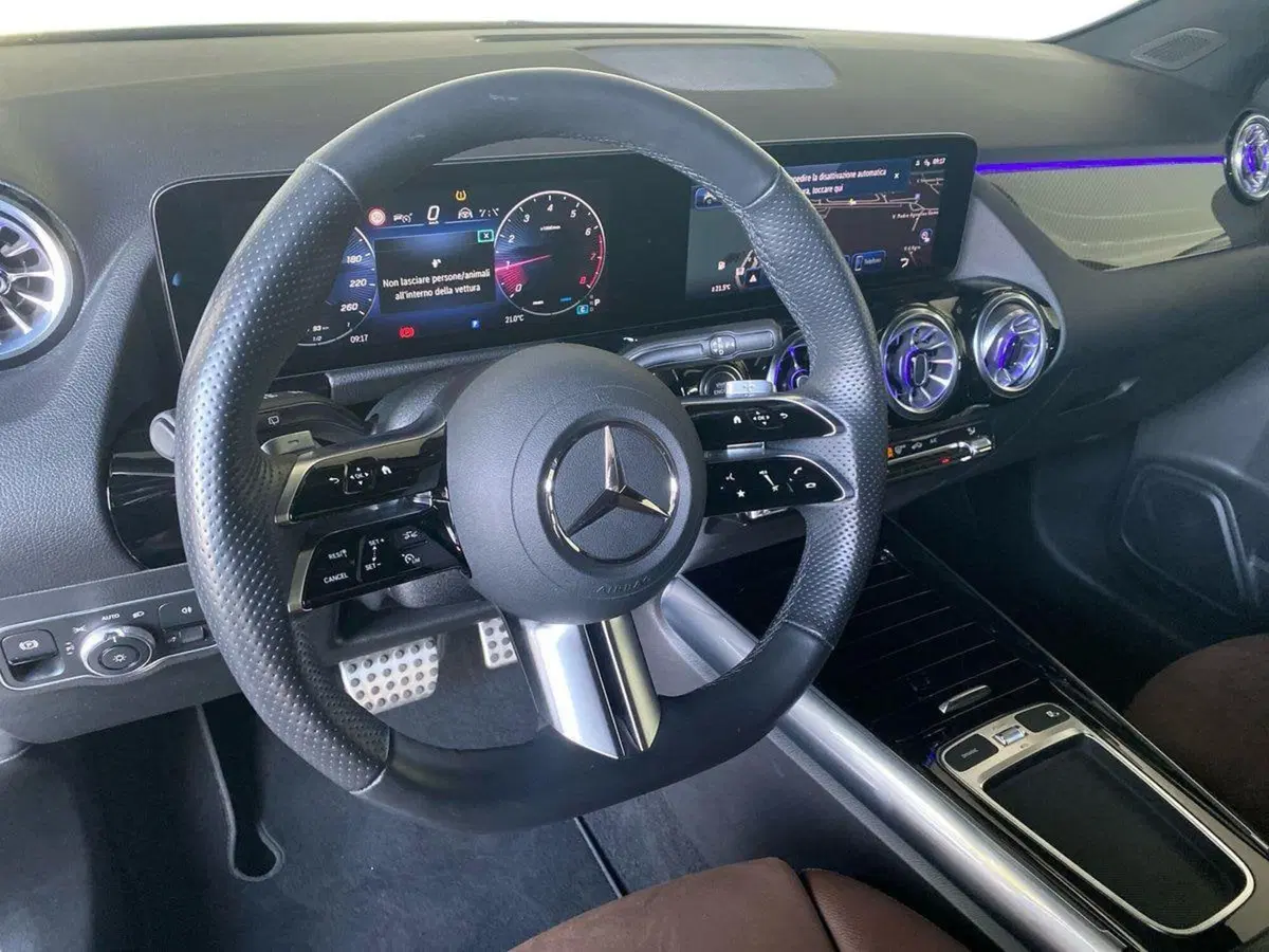 Mercedes-Benz GLA SUV usata a Bergamo (9)