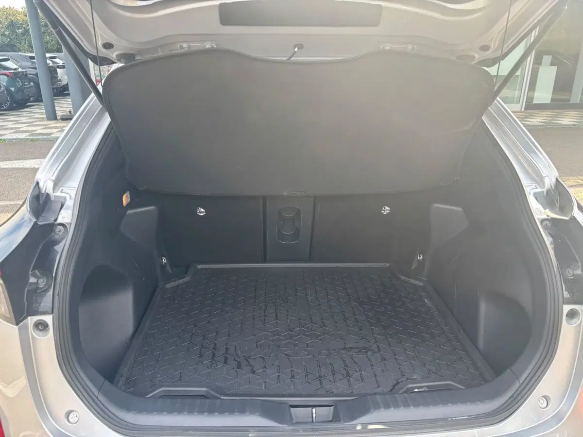 Toyota Yaris Cross usata a Bologna (9)