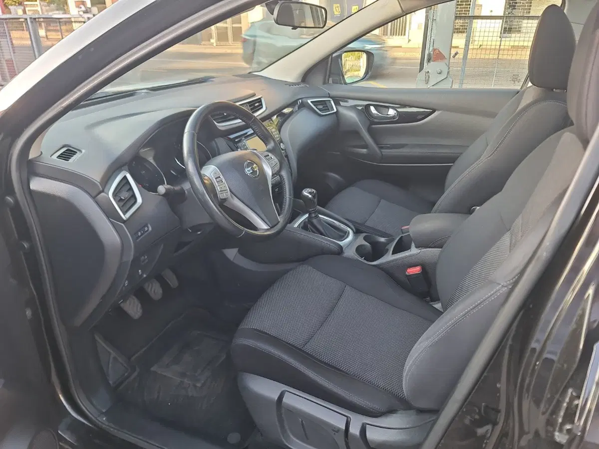 Nissan Qashqai usata a Bologna (8)