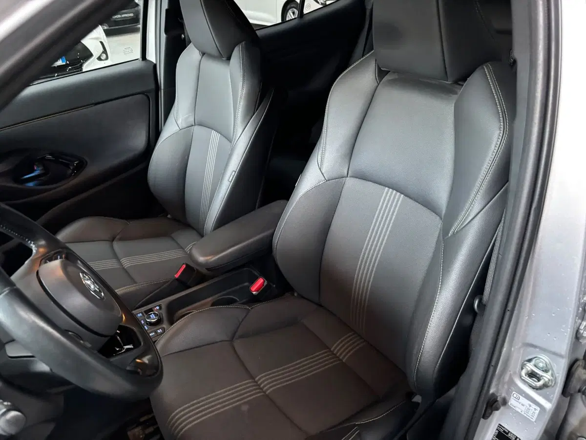 Toyota Yaris Cross usata a Modena (13)