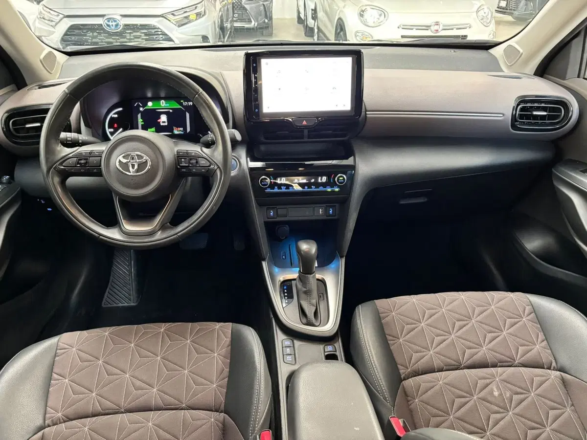 Toyota Yaris Cross usata a Modena (12)
