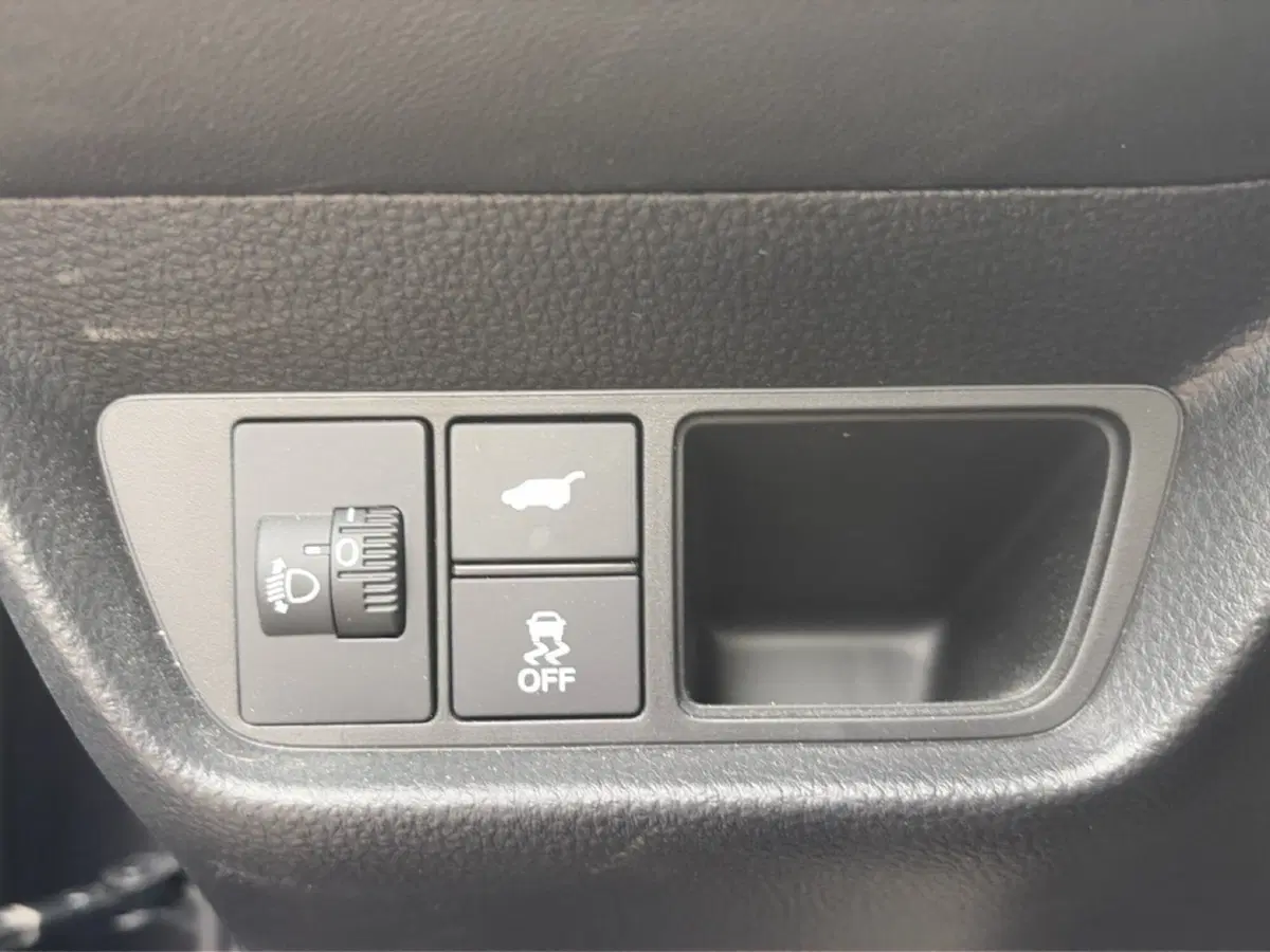 Honda ZR-V usata a Bologna (14)