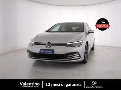 Volkswagen Golf 1.5 TGI DSG Life del 2021 usata a Roma