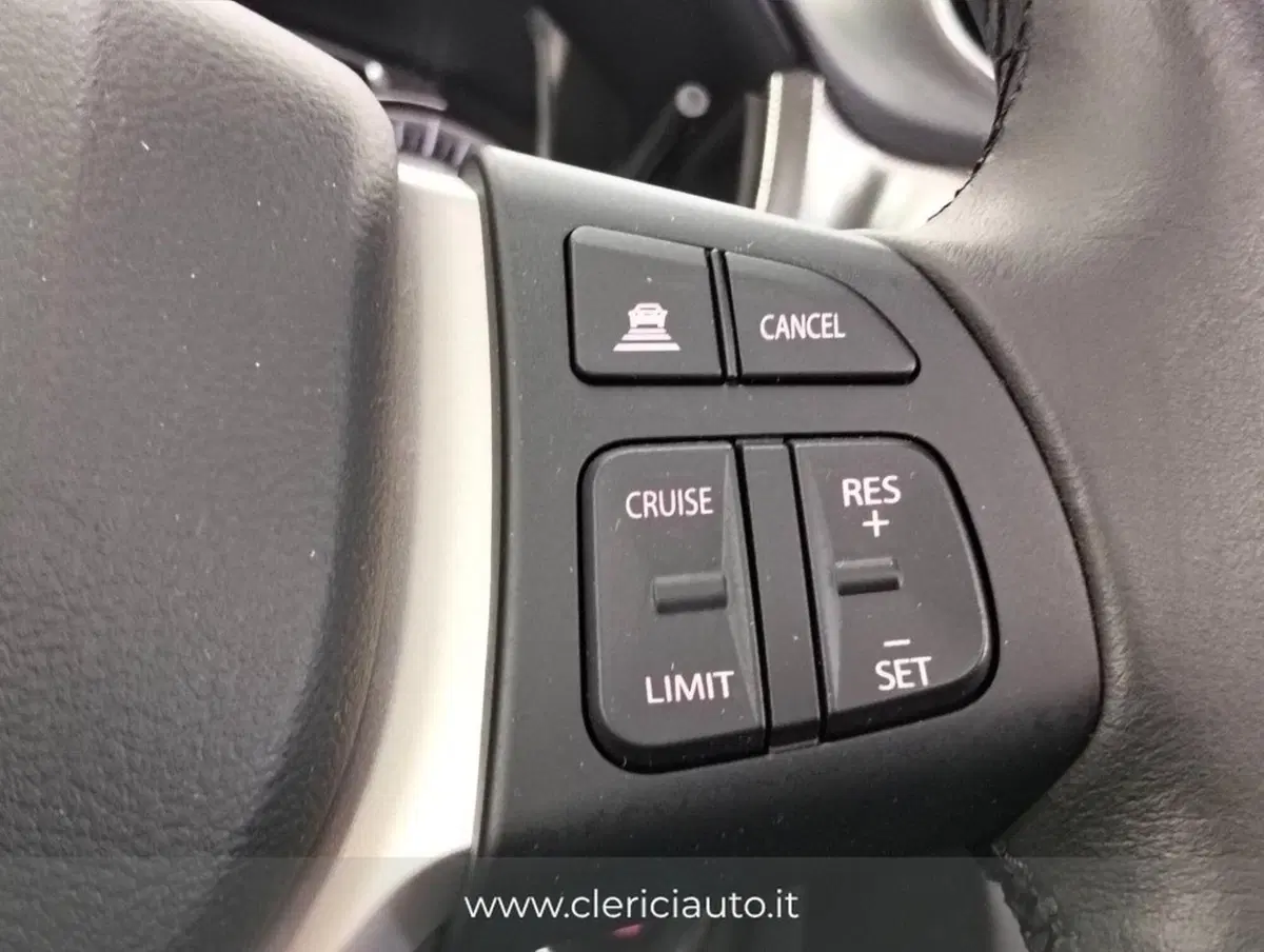 Suzuki Vitara usata a Como (11)
