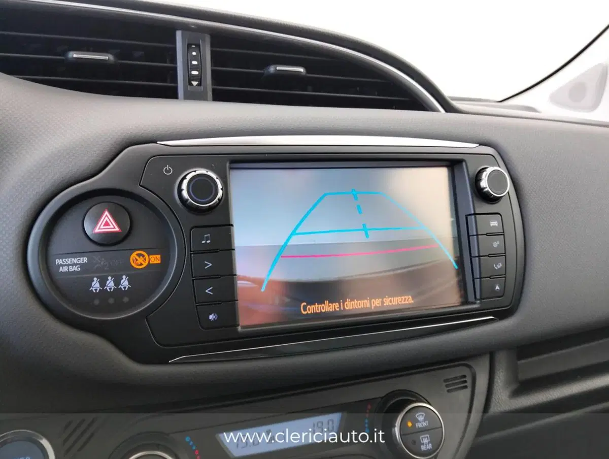 Toyota Yaris usata a Como (16)