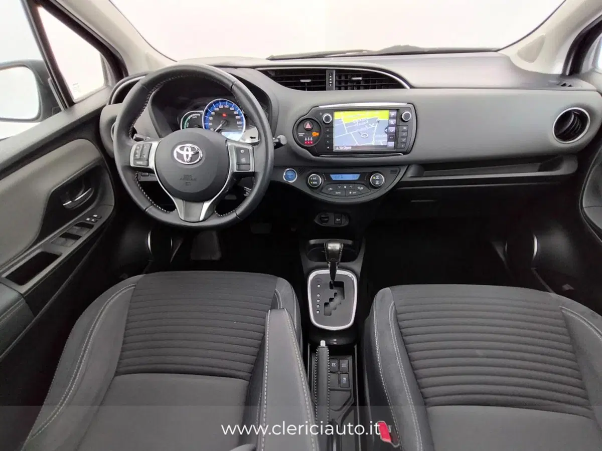 Toyota Yaris usata a Como (4)