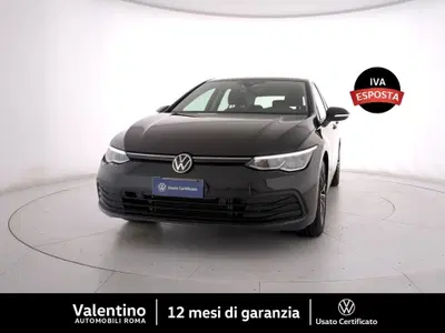 Volkswagen Golf 1.0 eTSI EVO DSG Life del 2022 usata a Roma