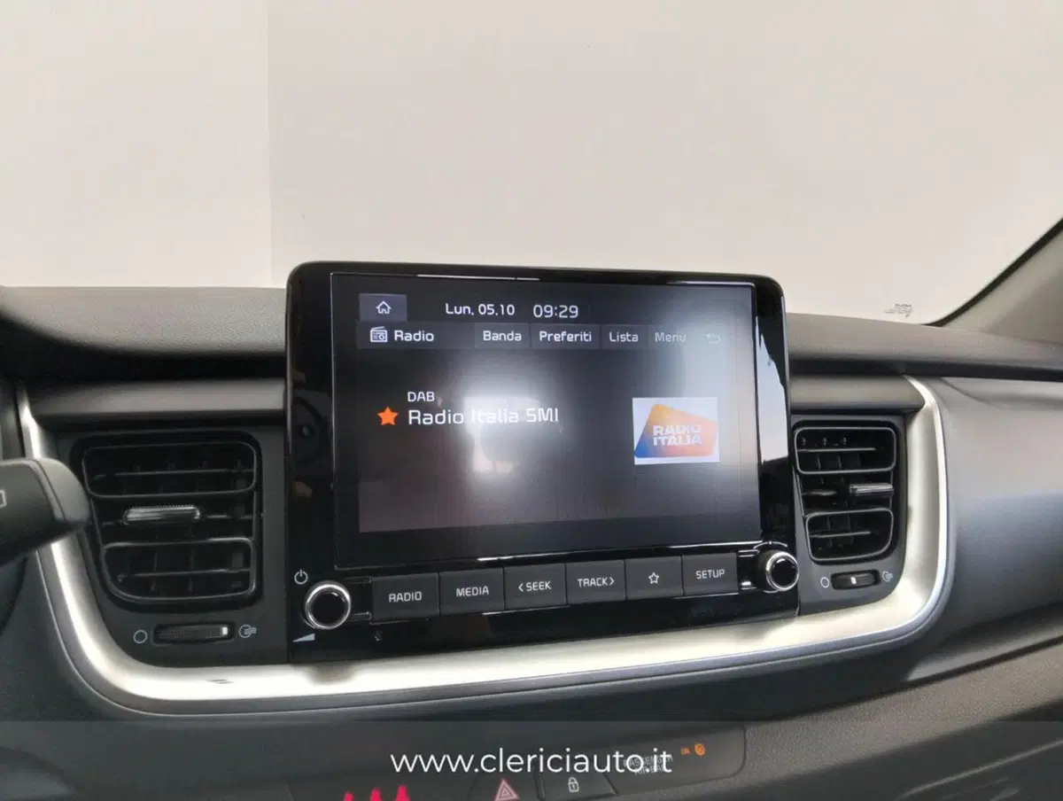 Kia Stonic usata a Como (13)