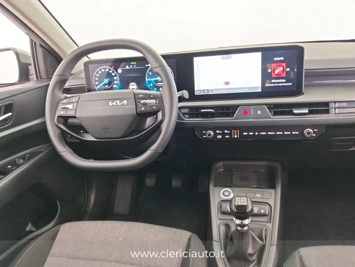 Kia Stonic usata a Como (10)