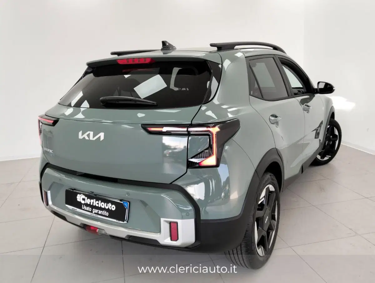 Kia Stonic usata a Como (2)