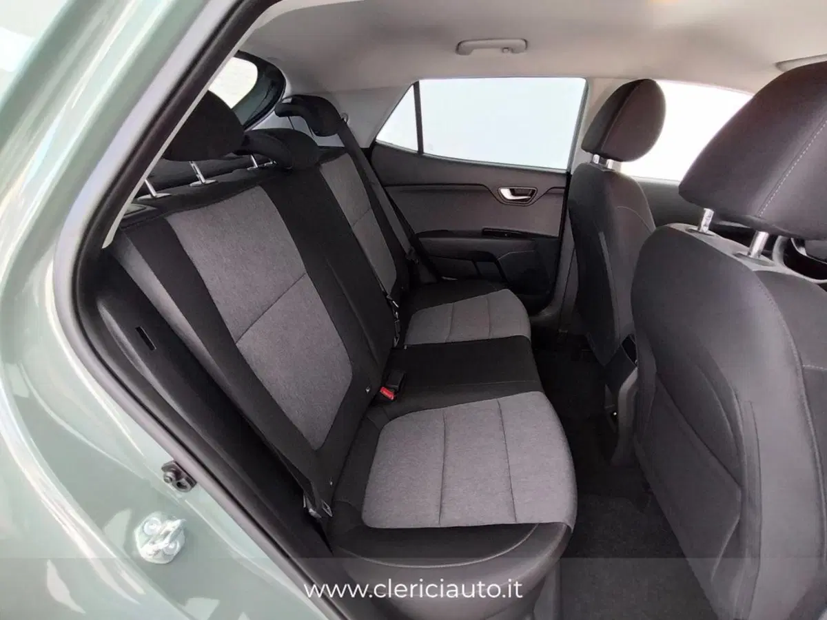 Kia Stonic usata a Como (5)