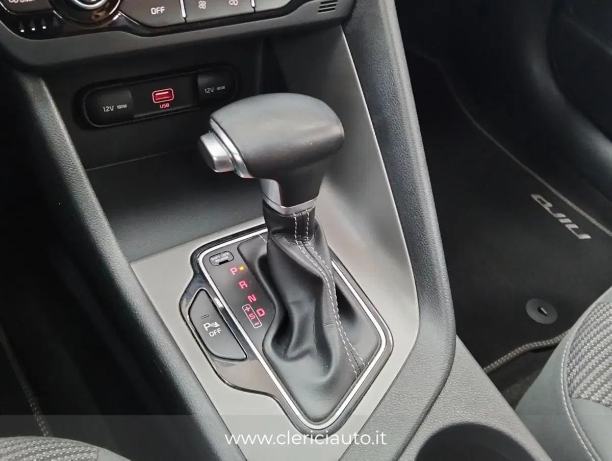 Kia Niro usata a Como (18)
