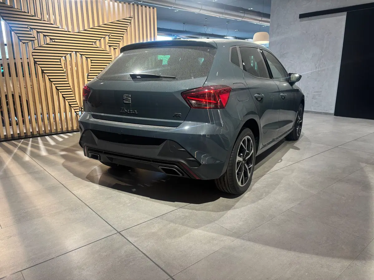 SEAT Ibiza nuova a Ferrara (5)