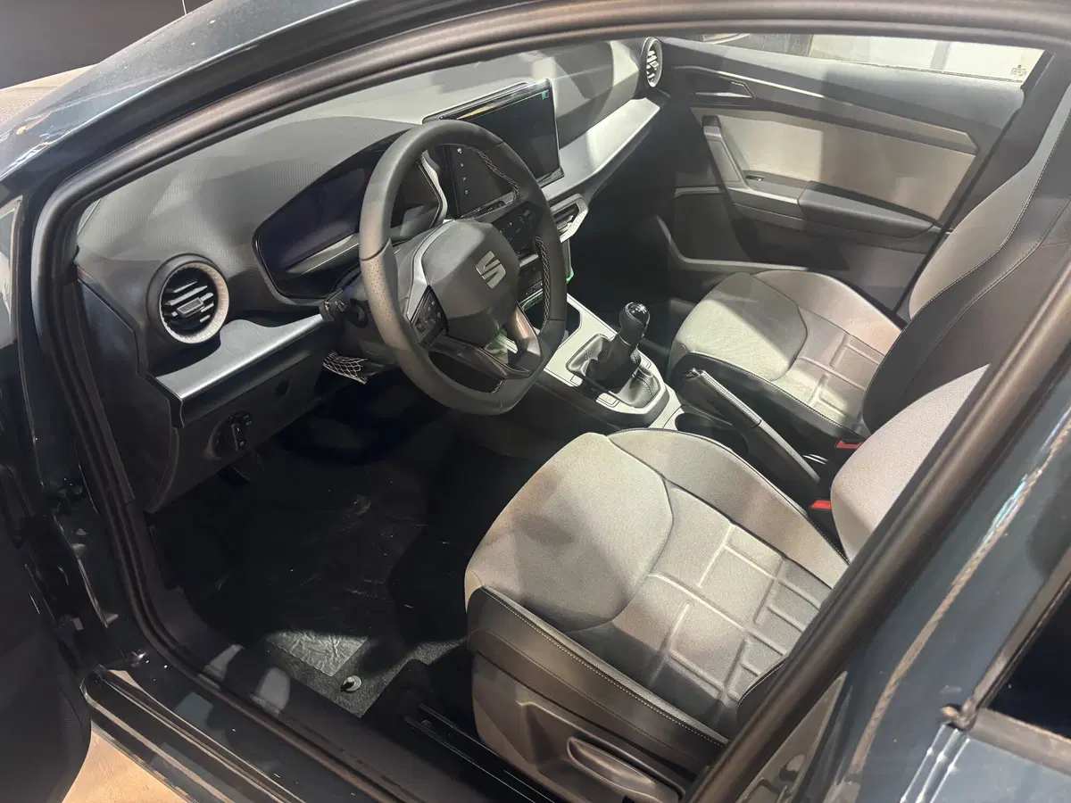 SEAT Ibiza nuova a Ferrara (9)