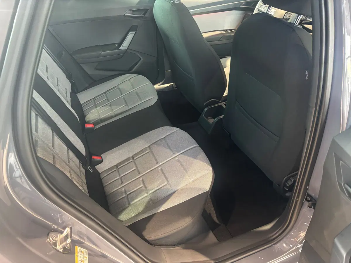 SEAT Ibiza nuova a Ferrara (11)