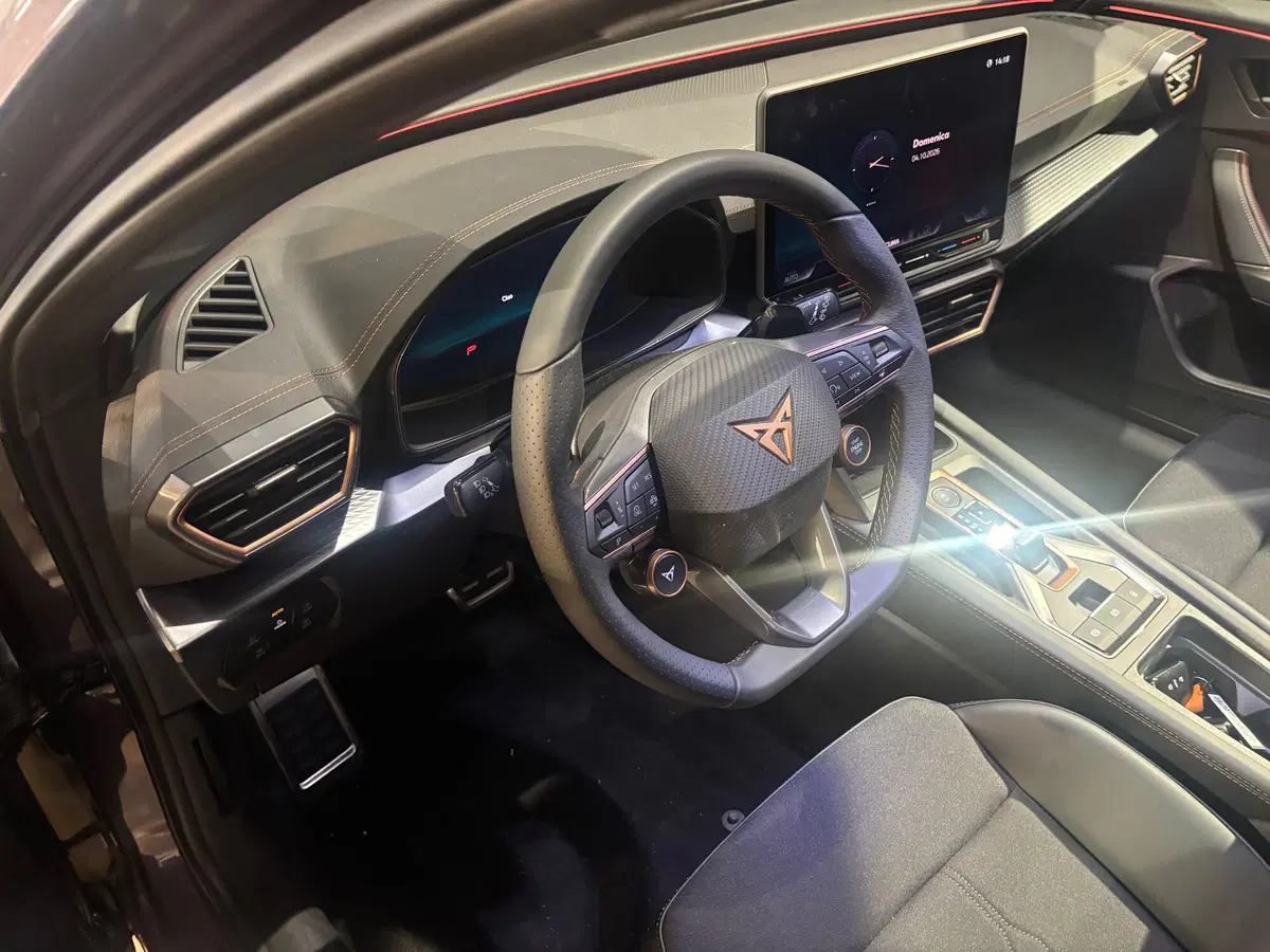 Cupra Formentor nuova a Ferrara (10)