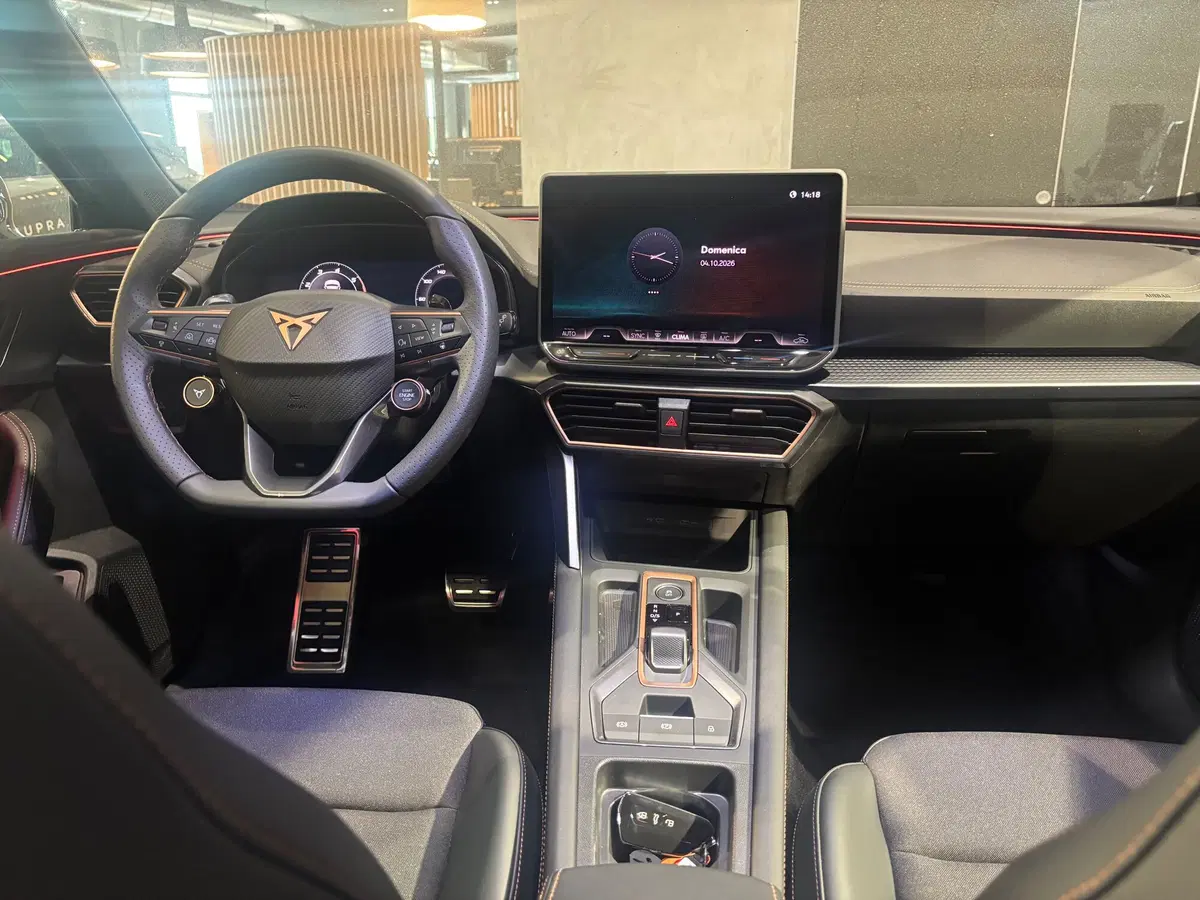 Cupra Formentor nuova a Ferrara (14)