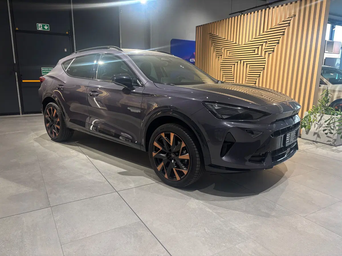 Cupra Formentor nuova a Ferrara (3)
