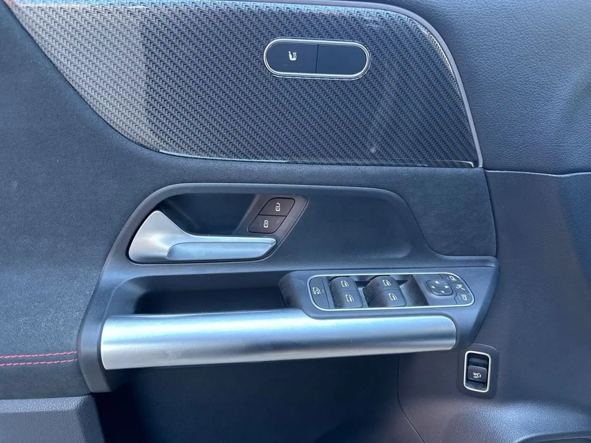 Mercedes-Benz GLA SUV usata a Pescara (12)