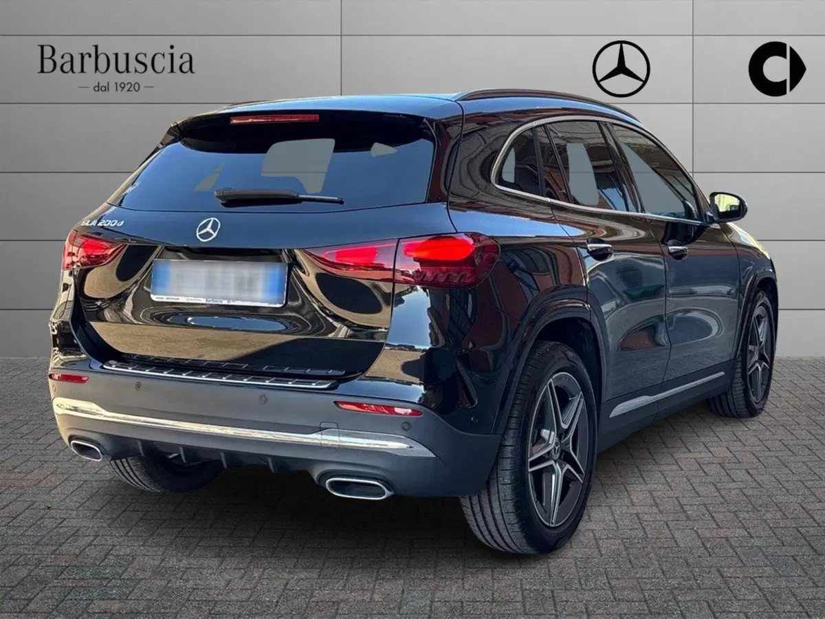 Mercedes-Benz GLA SUV usata a Pescara (3)