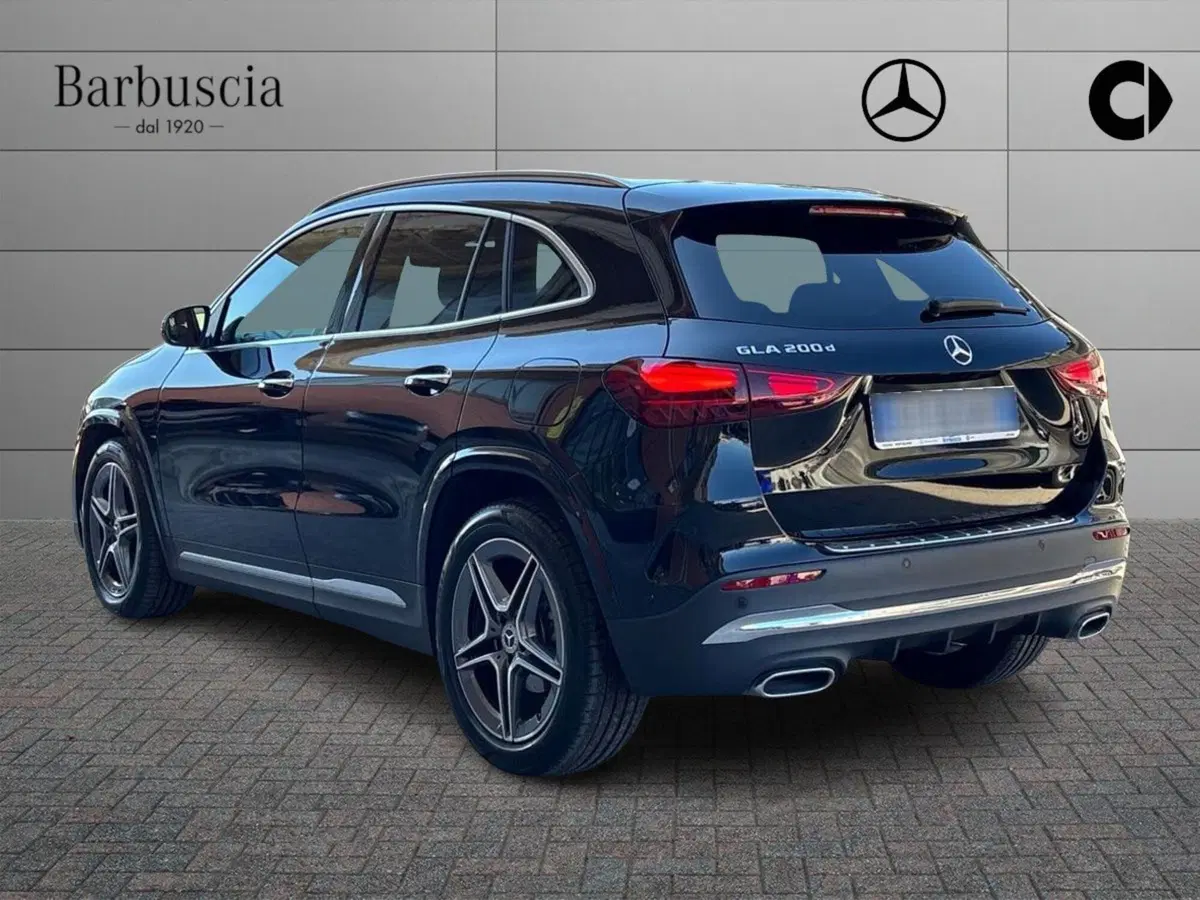 Mercedes-Benz GLA SUV usata a Pescara (4)