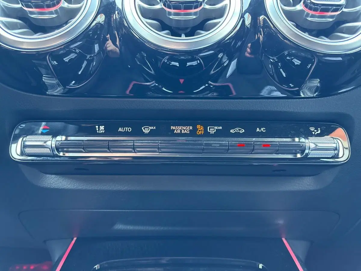 Mercedes-Benz GLA SUV usata a Pescara (14)