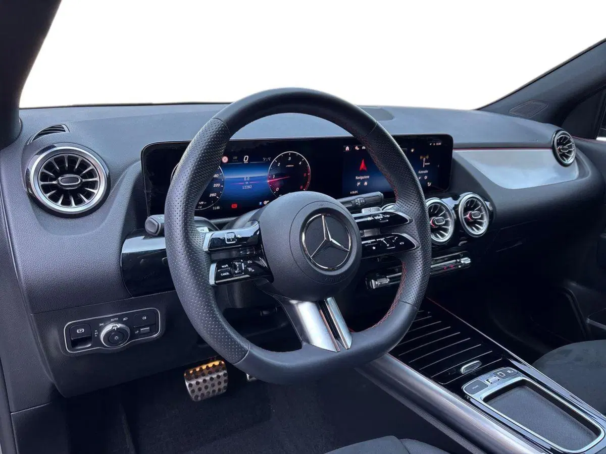 Mercedes-Benz GLA SUV usata a Pescara (8)