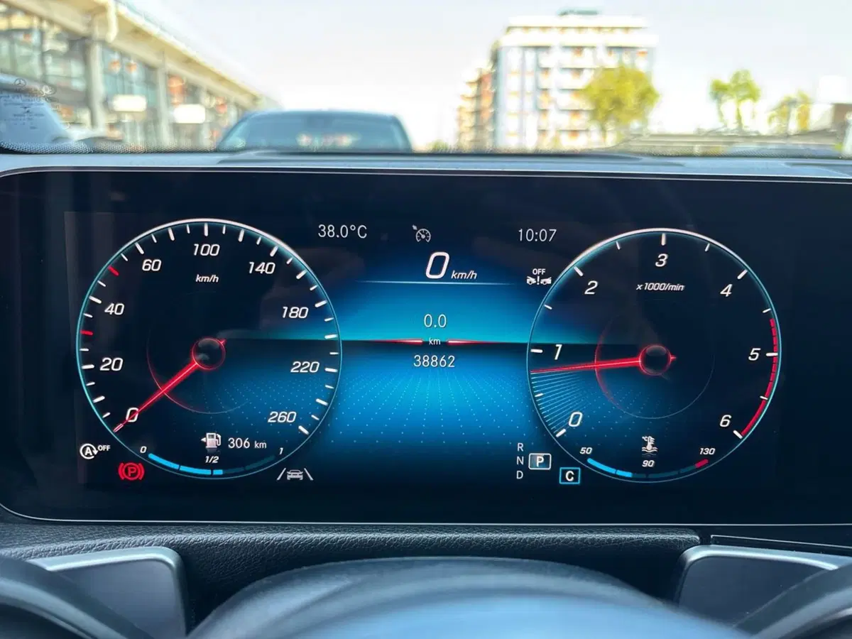 Mercedes-Benz GLB usata a Pescara (9)