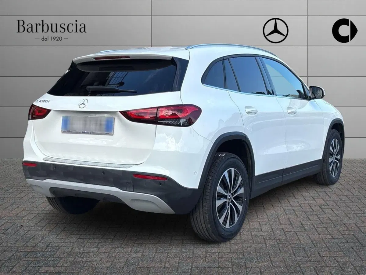 Mercedes-Benz GLA SUV usata a Pescara (3)