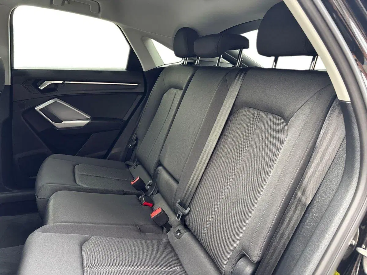 Audi Q3 Sportback usata a Pescara (13)