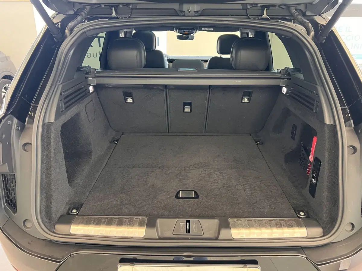 Land Rover Range Rover Sport usata a Bari (11)