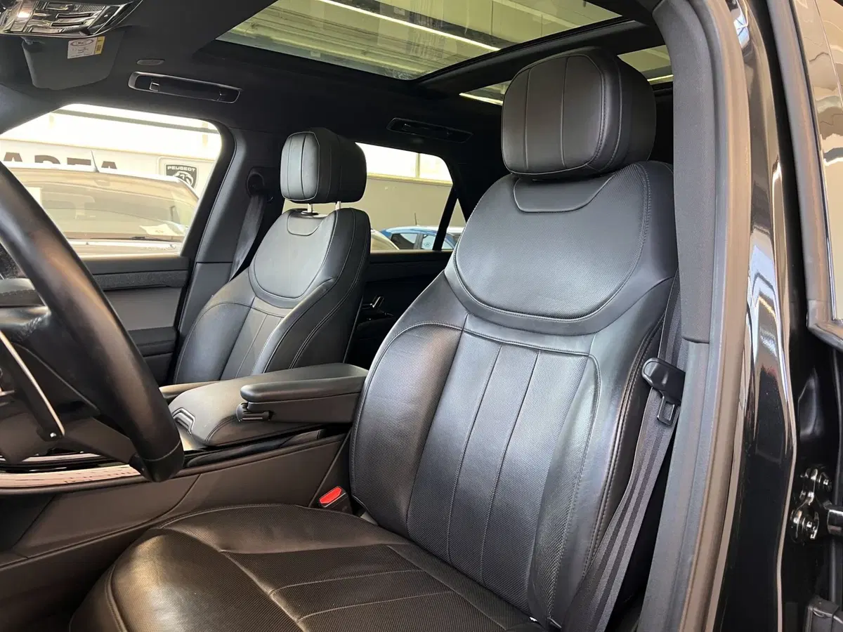 Land Rover Range Rover Sport usata a Bari (17)