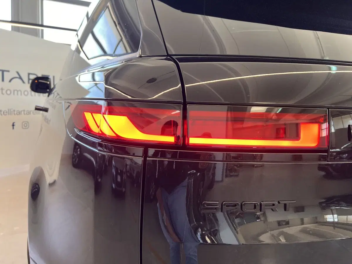 Land Rover Range Rover Sport usata a Bari (9)
