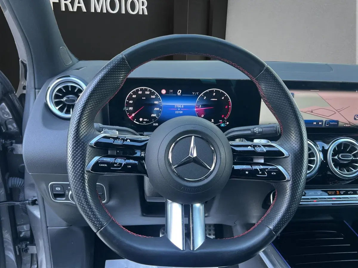 Mercedes-Benz GLA SUV usata a Cosenza (10)