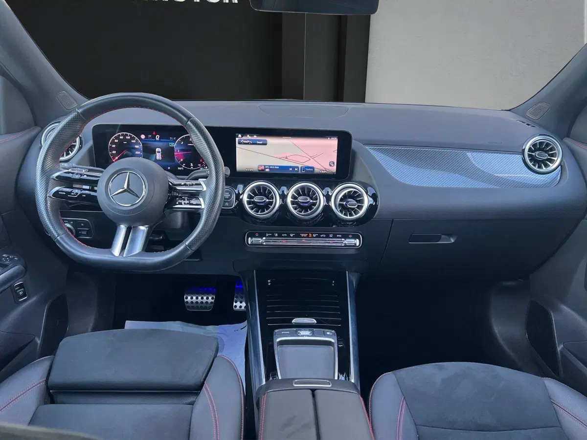 Mercedes-Benz GLA SUV usata a Cosenza (14)
