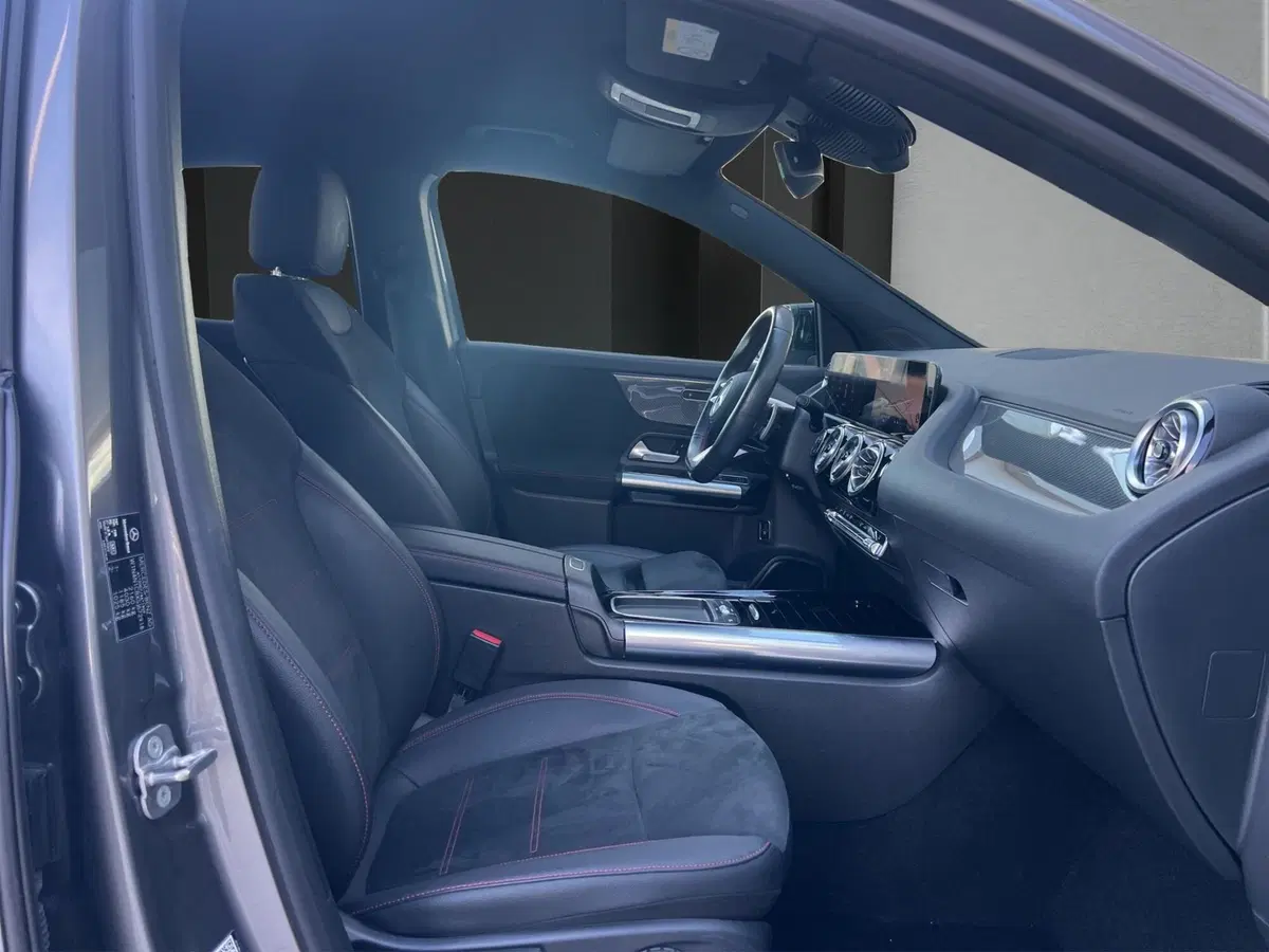 Mercedes-Benz GLA SUV usata a Cosenza (18)