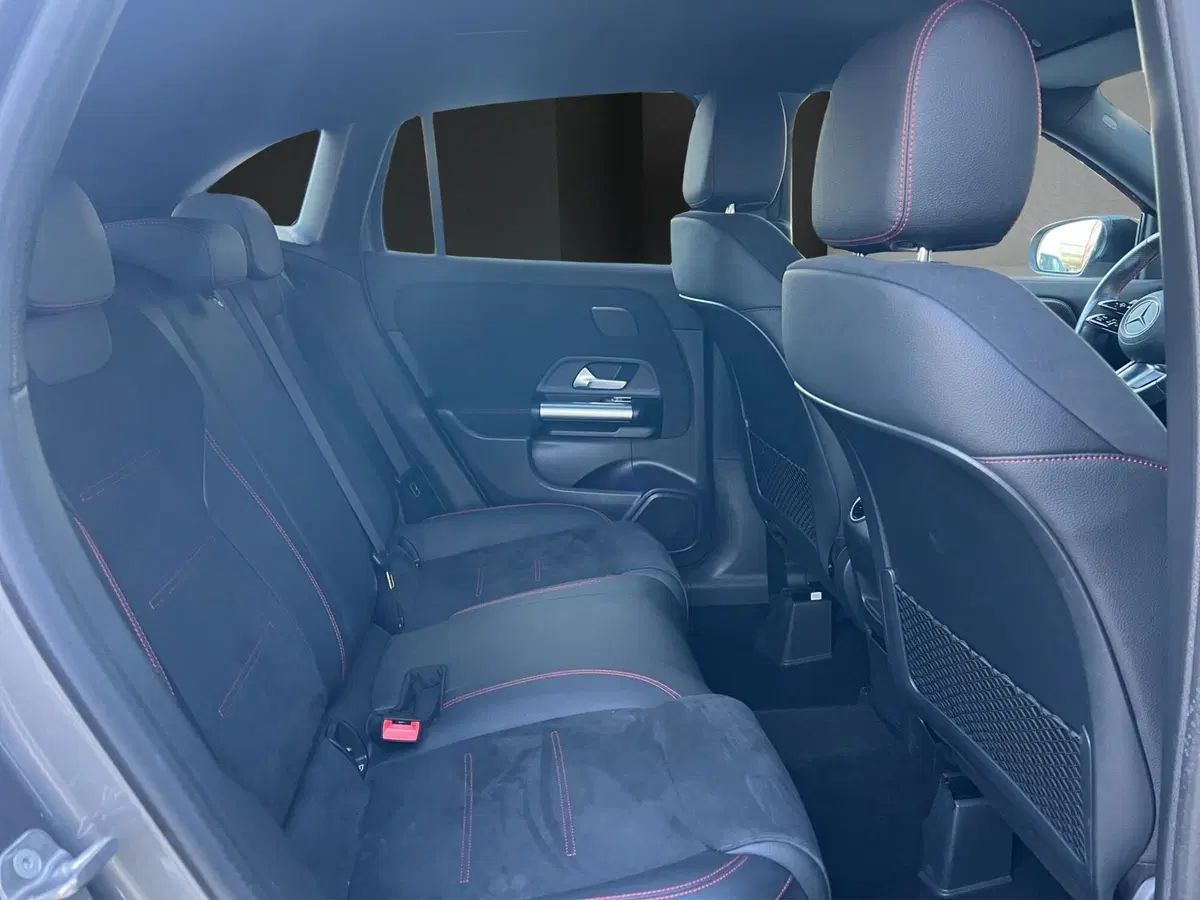 Mercedes-Benz GLA SUV usata a Cosenza (19)