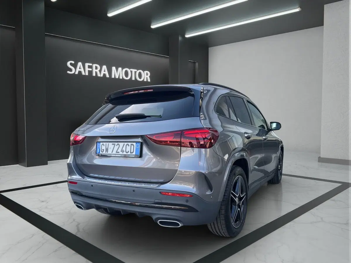 Mercedes-Benz GLA SUV usata a Cosenza (6)