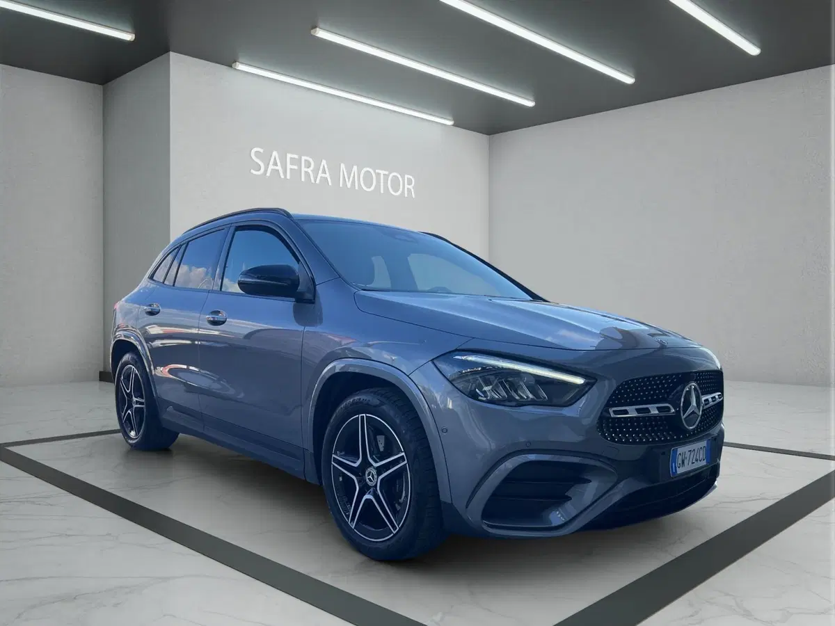 Mercedes-Benz GLA SUV usata a Cosenza (8)