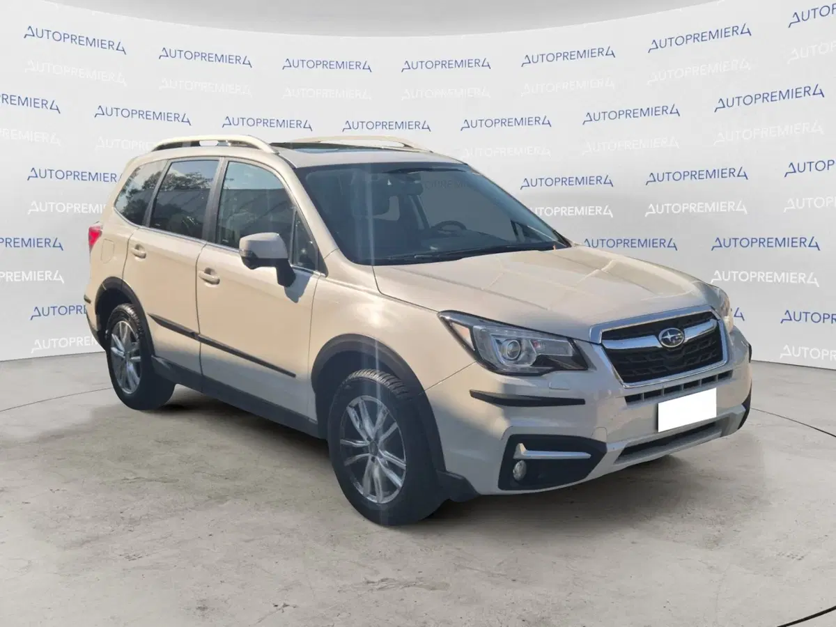 Subaru Forester usata a Como (3)
