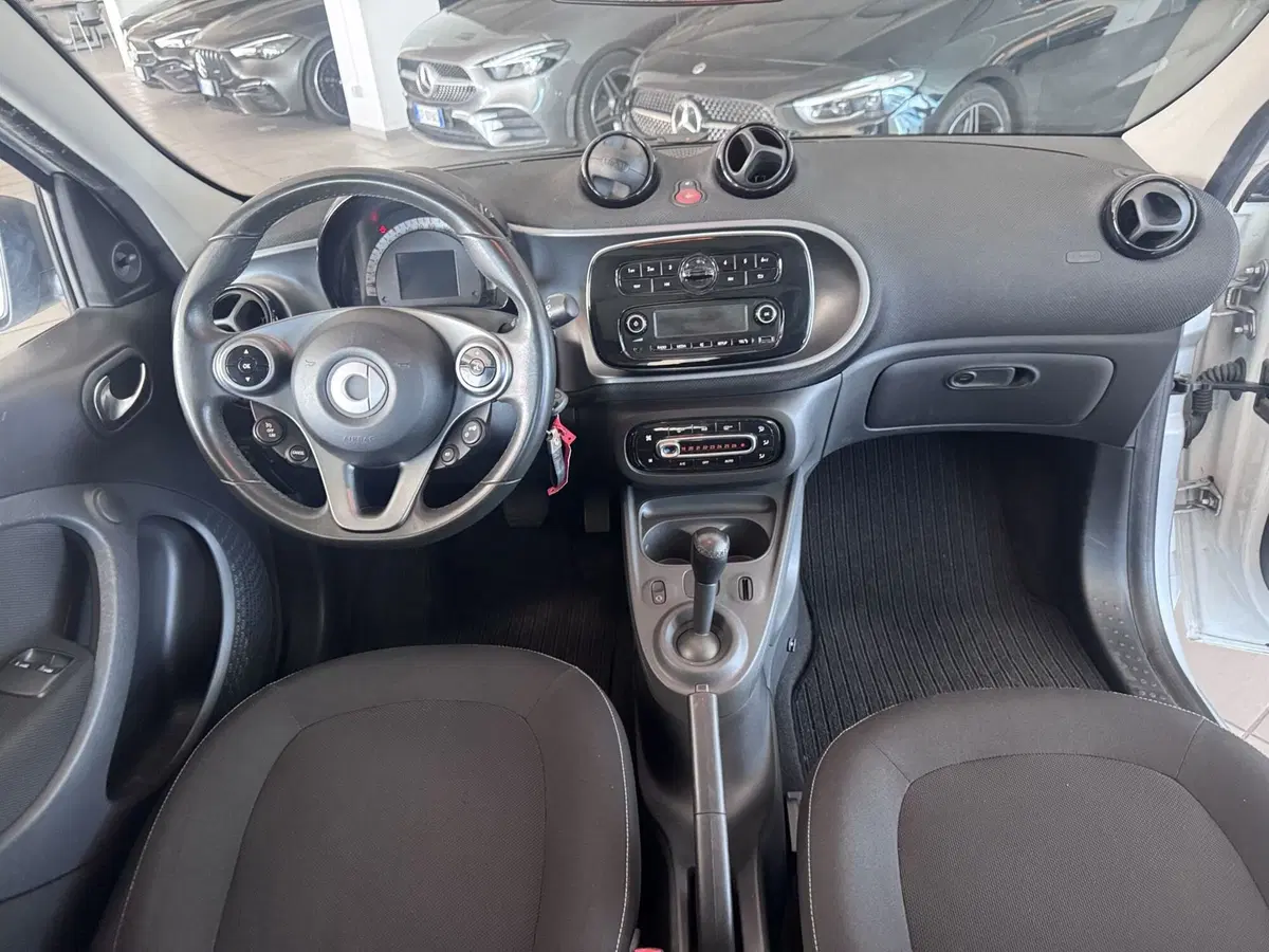 smart forfour usata a Messina (11)