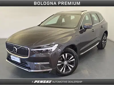Volvo XC60 2.0 t6 phev Core awd auto del 2023 usata a Casalecchio di Reno