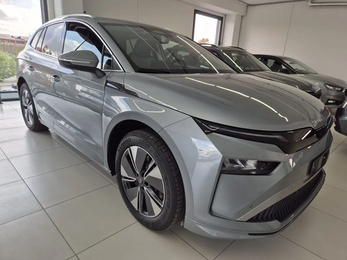 Skoda Enyaq nuova a Torino (3)