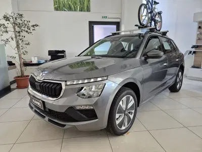 Skoda Kamiq 1.0 tsi Your Way 115cv dsg nuova a Torino