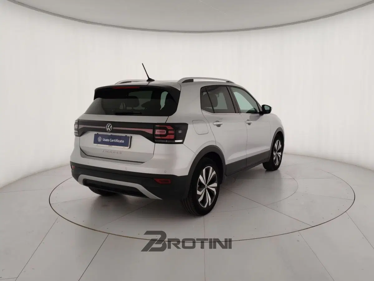 Volkswagen T-Cross usata a Massa-Carrara (3)