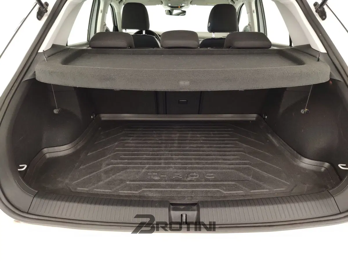 Volkswagen T-Roc usata a Massa-Carrara (15)