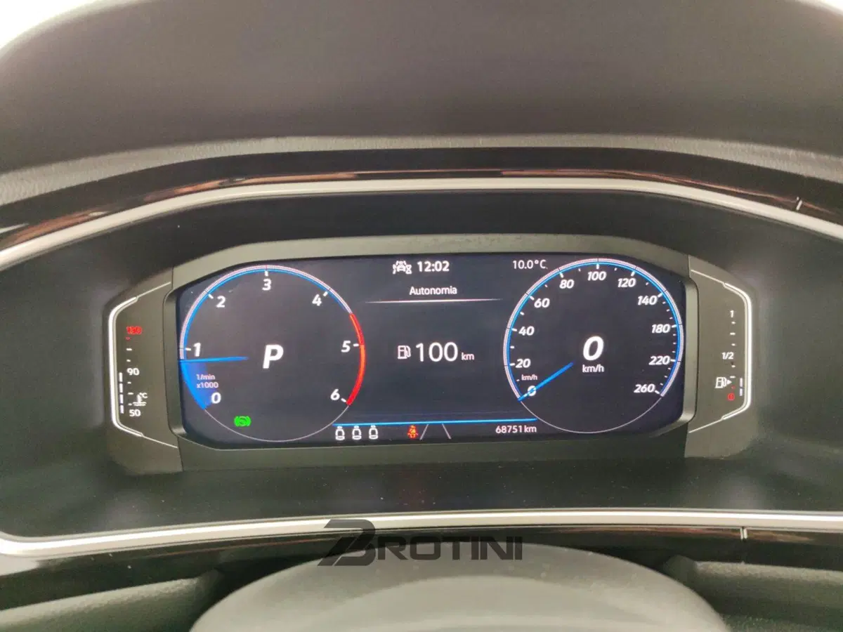 Volkswagen T-Roc usata a Massa-Carrara (15)