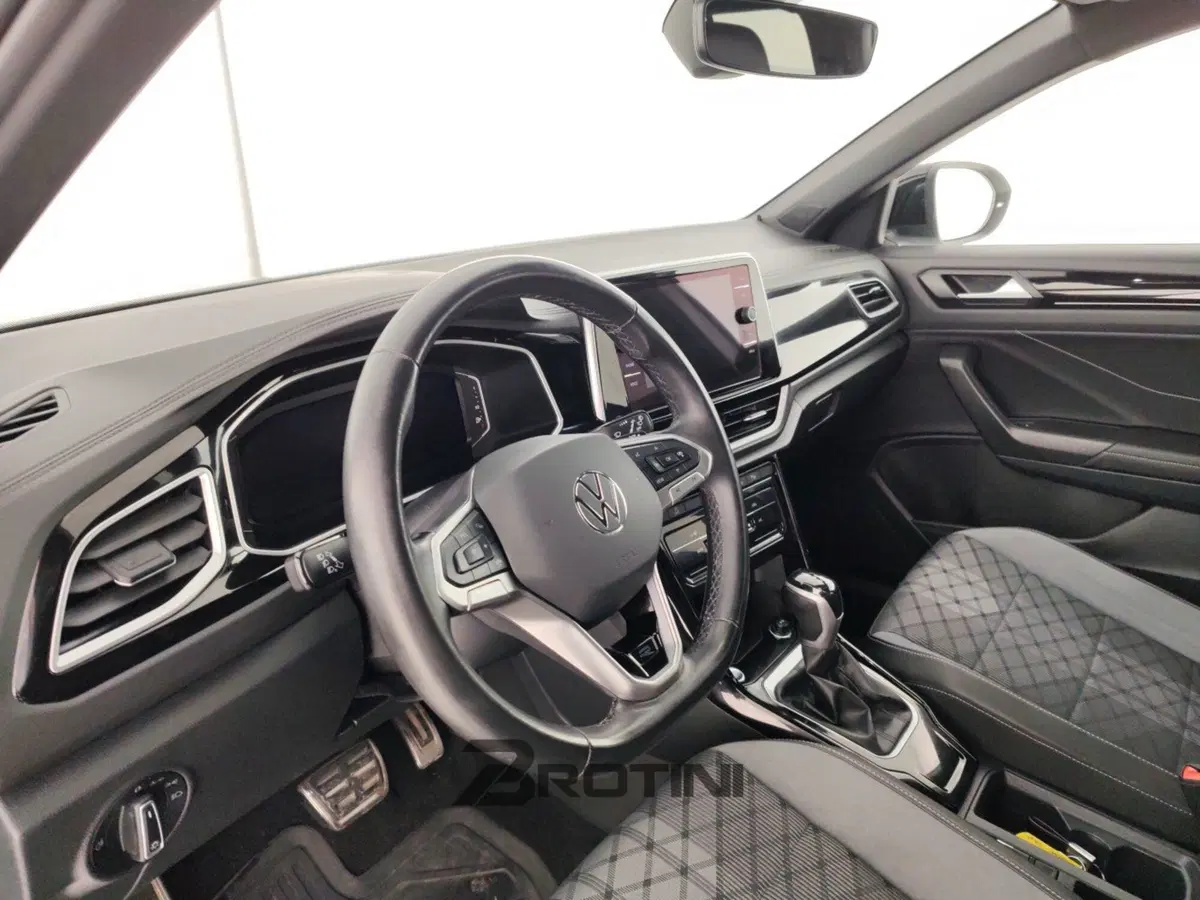 Volkswagen T-Roc usata a Massa-Carrara (8)