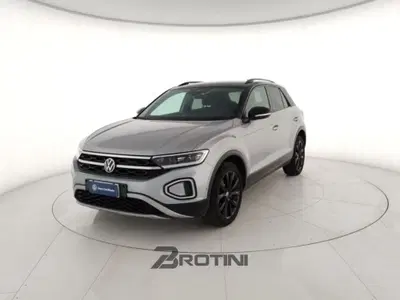 Volkswagen T-Roc 1.0 TSI Style del 2023 usata a Massa
