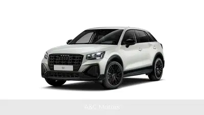 Audi Q2 35 1.5 tfsi Identity Black s-tronic nuova a Nola